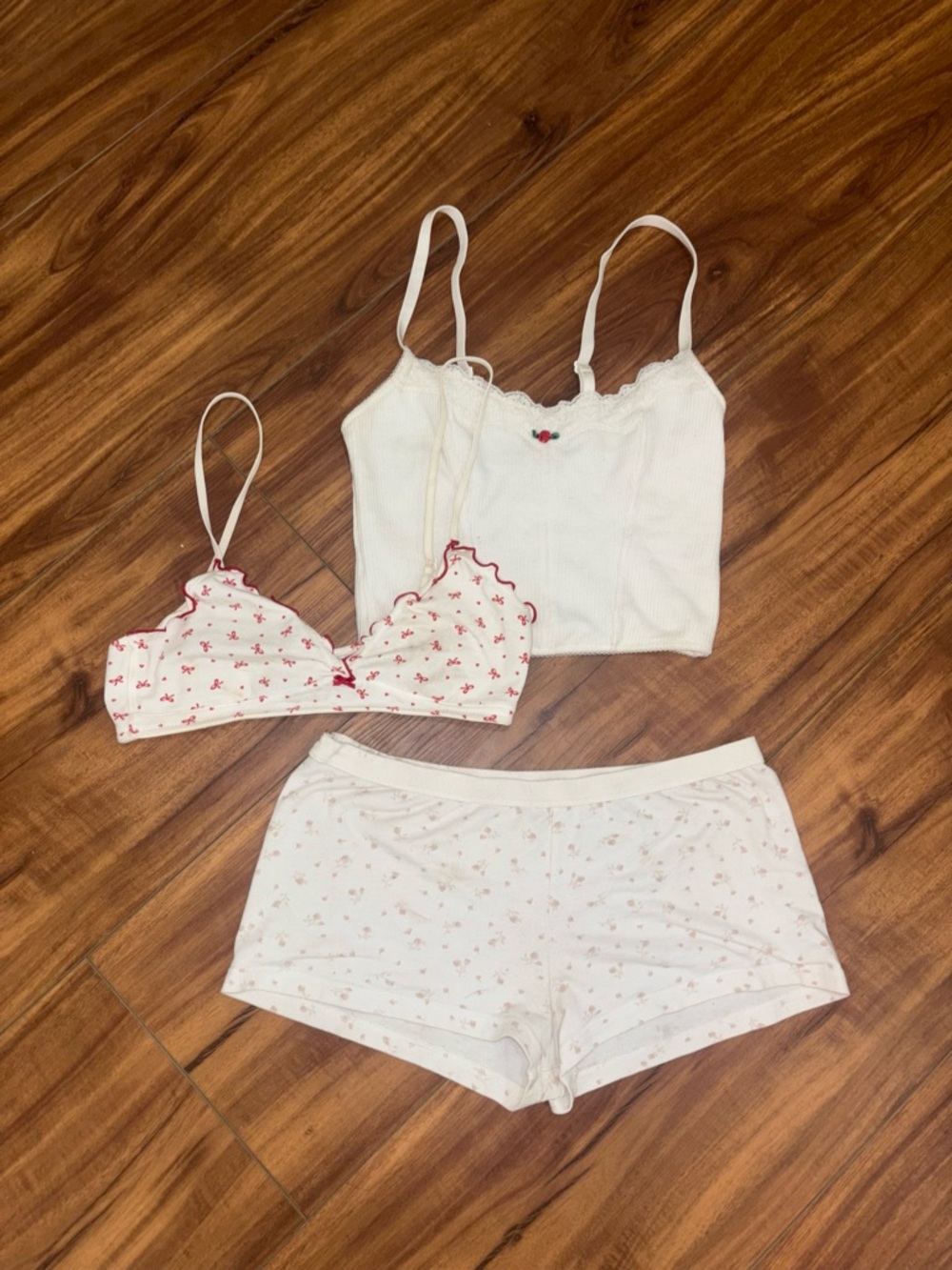 💕 Brandy Melville Bralette & Boy short Set 💕
